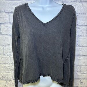 NWT Saturday Sunday by Anthropologie Long Sleeve V-Neck Distressed Black Gray